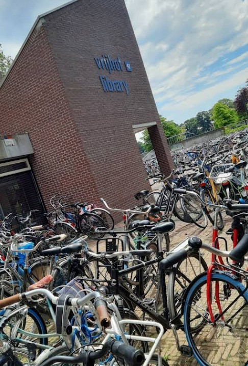 Vrijhof Library